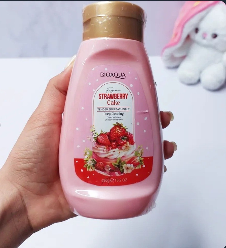 نمک حمام Strawberry Cake با رایحه توت فرنگی